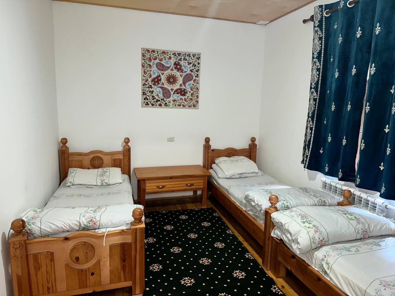 Hayat Guesthouse Nuratau Mountain Yukary-Ukhum Exterior photo